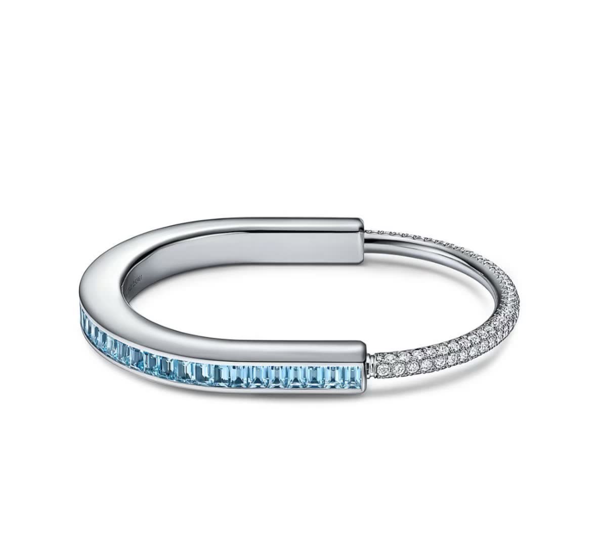 Tiffany & Co Elegant Blue Gemstone Bangle Bracelet